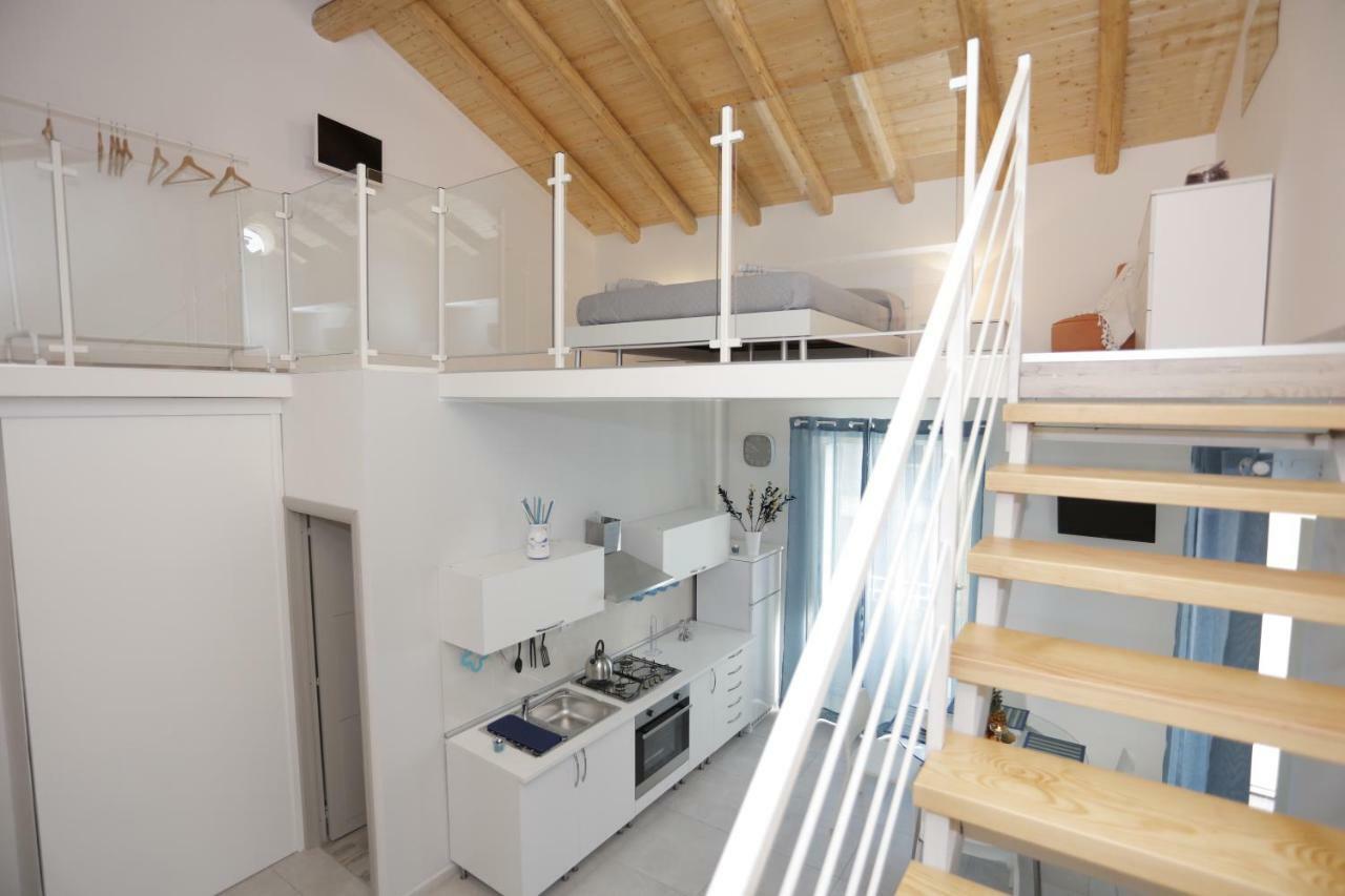 カターニアI Loft Di Nonna Vincenzaアパートメント エクステリア 写真